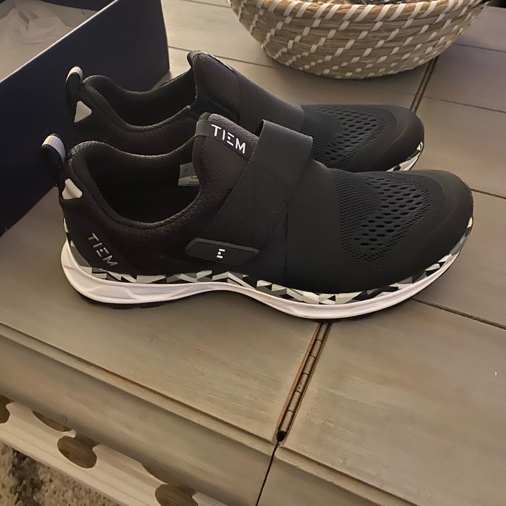Brand New Tiem Cycling Shoes w/ SPD Cleat Set